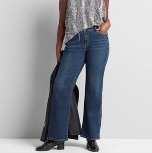 NWT Lane Bryant Signature Fit Mid-Rise Boot Cut Jeans Size 22